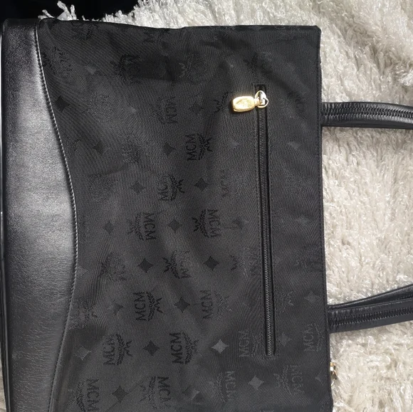 Authentic MCM vintage bag - Picture 12 of 15